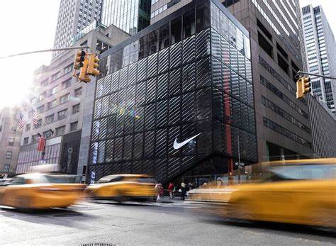 Nike USA Online Store: Worldwide Shipping